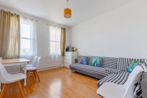 Modern 2BD Flat 5 Mins from Regent's Park